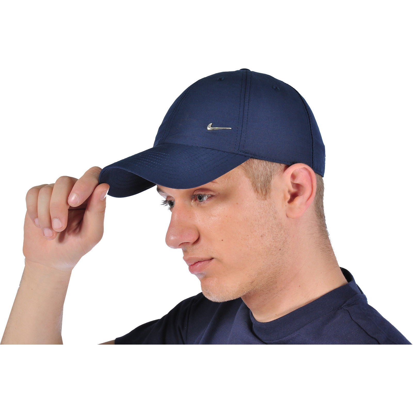 sapca nike metal swoosh