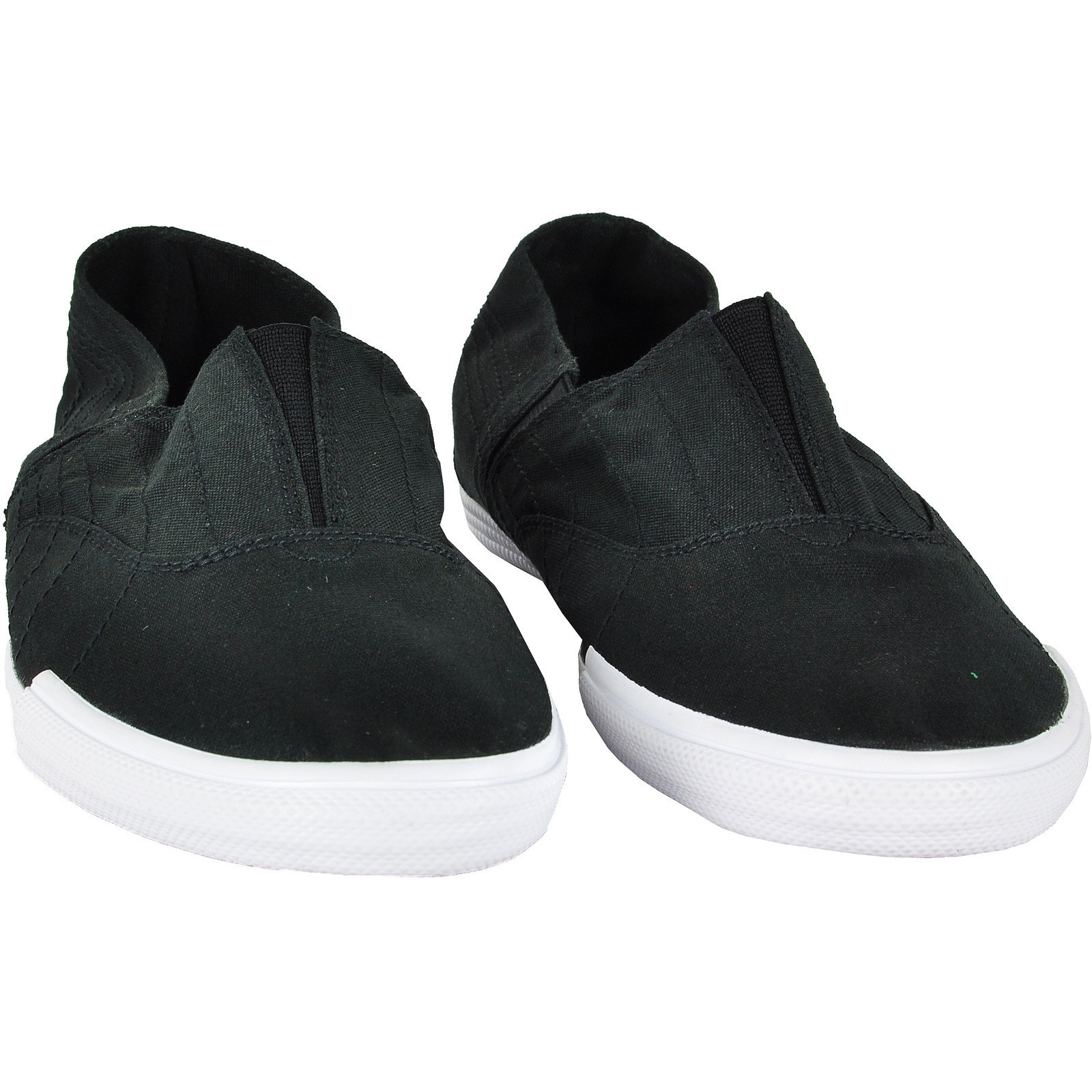 slip on takkies