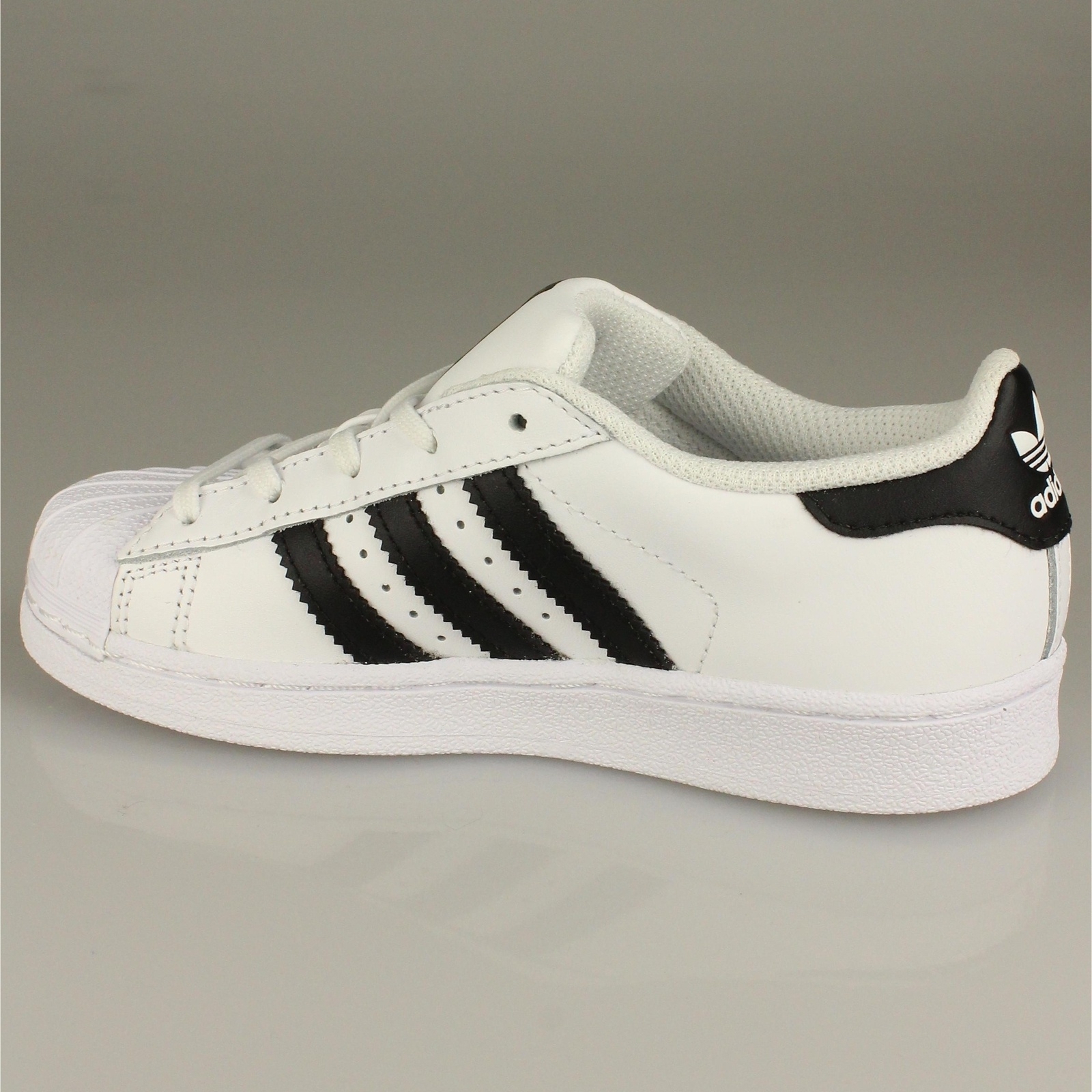 fr8378 adidas