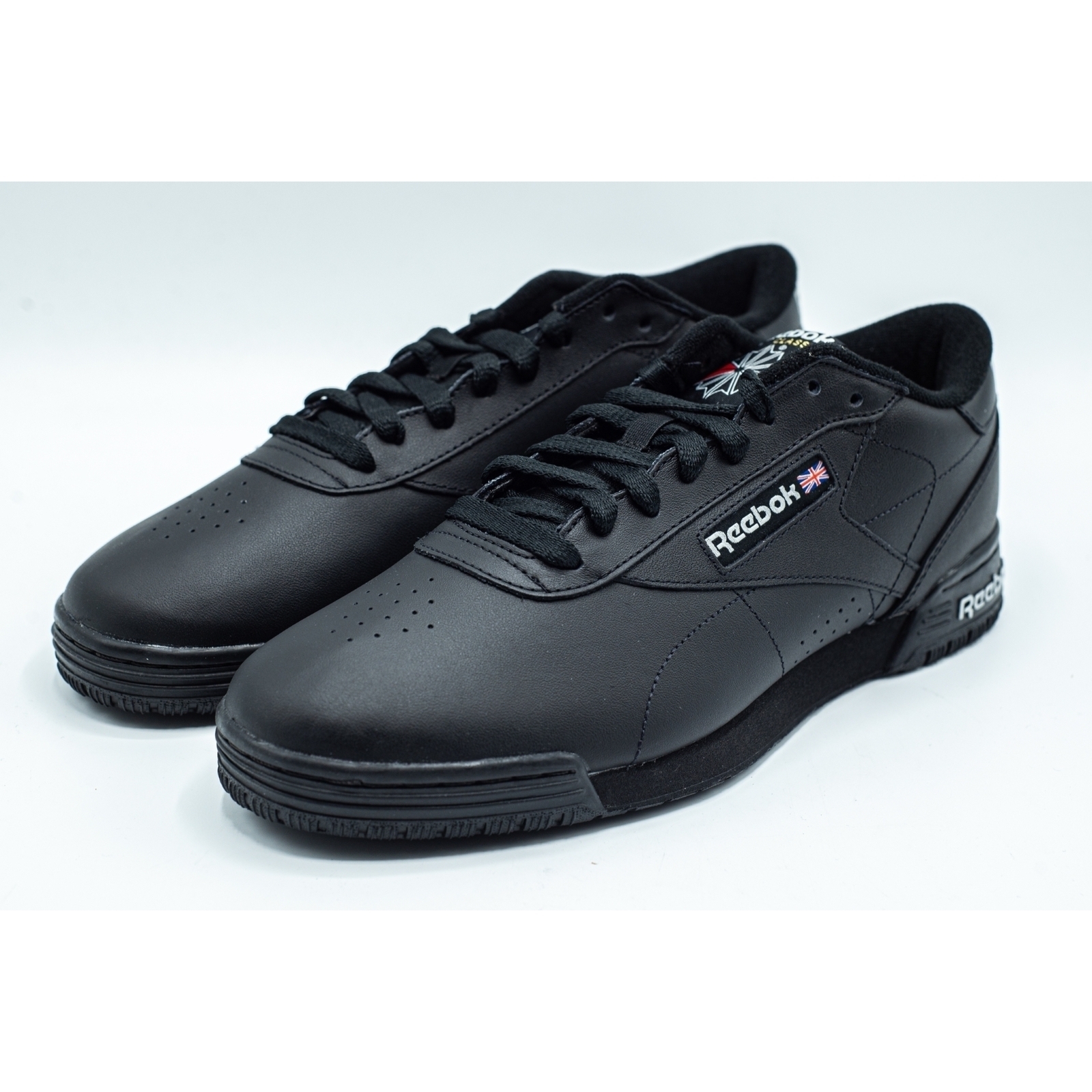 reebok men's exofit lo clean logo int shoes